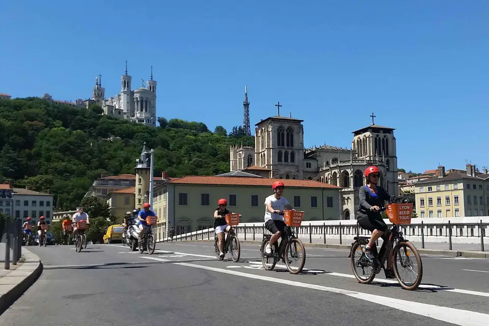 Lyon: Recorrido de 2 horas en bicicleta eléctrica con un guía local