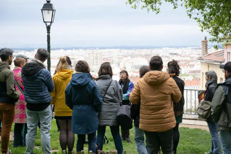 Visita teatralizada: misterios de la Croix-Rousse en francés