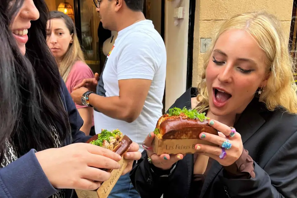 Marsella: Club Sin Dieta Degustación de Comida Local y tour a pie