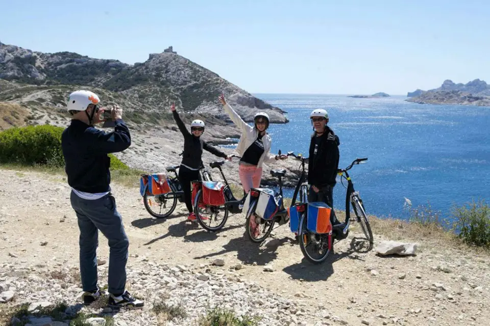 Marsella: excursión de un día en bicicleta eléctrica por Calanques Shore Excursion