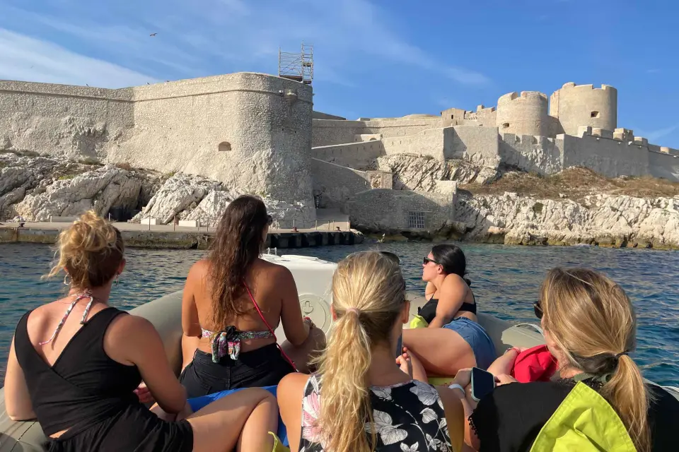 Marsella: Tour en barco con parada en las islas Frioul