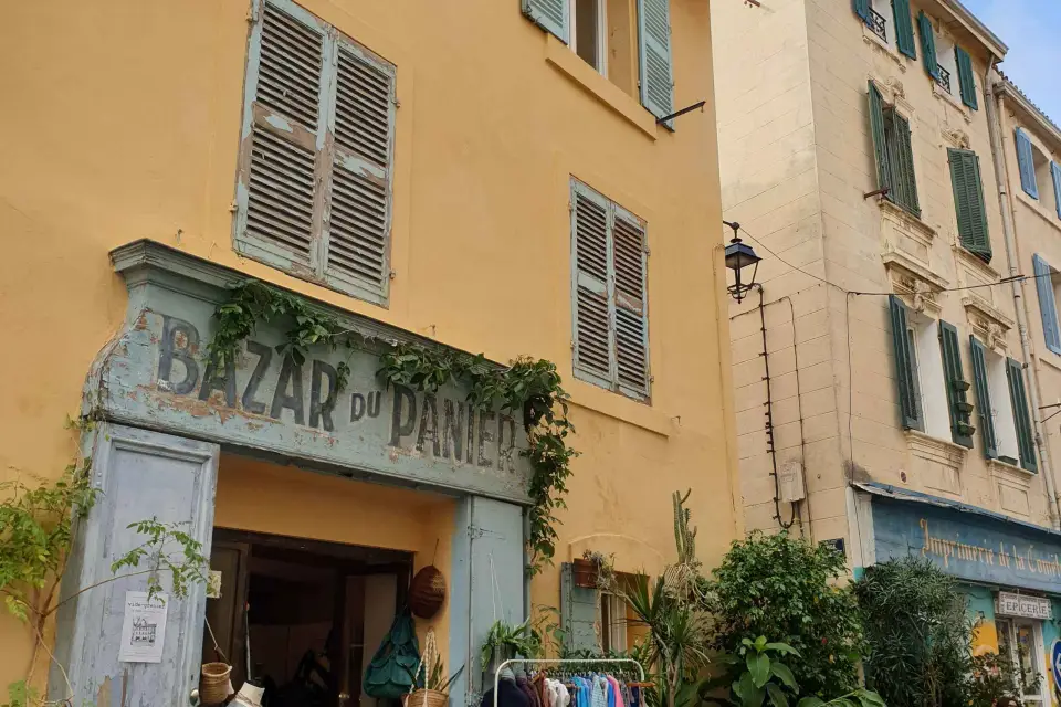 Marsella: Vestigios\Vieux Port\Le Panier\avec un Marseillais