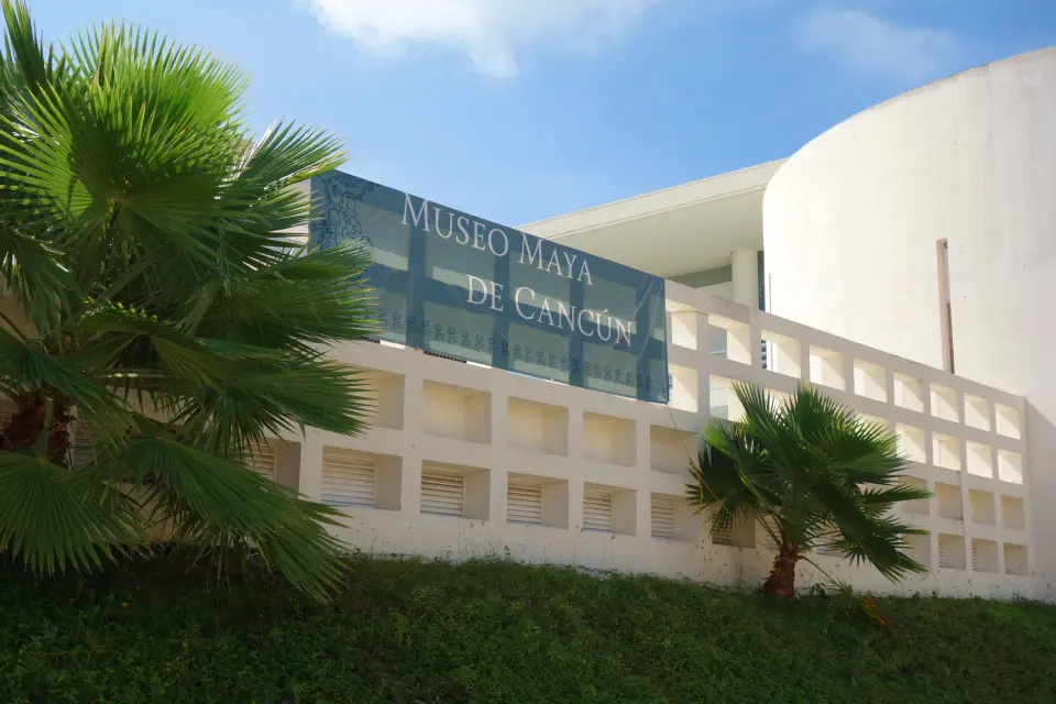Entrada al Museo Maya de Cancún sin colas