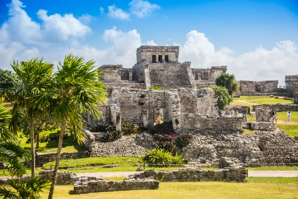 Excursão a Tulum e Río Secreto