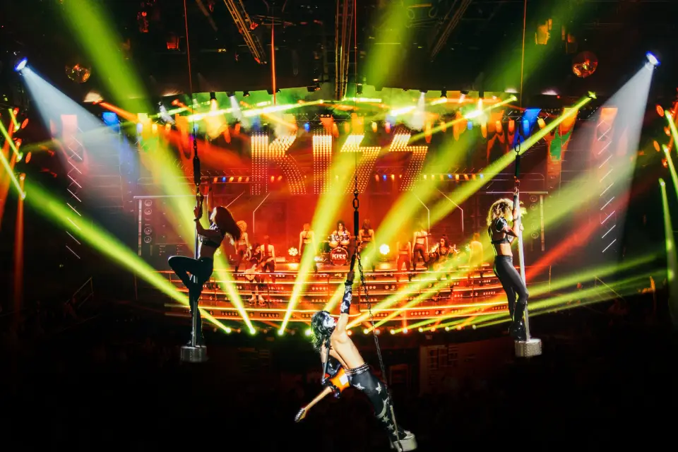 Fiesta en la discoteca Coco Bongo