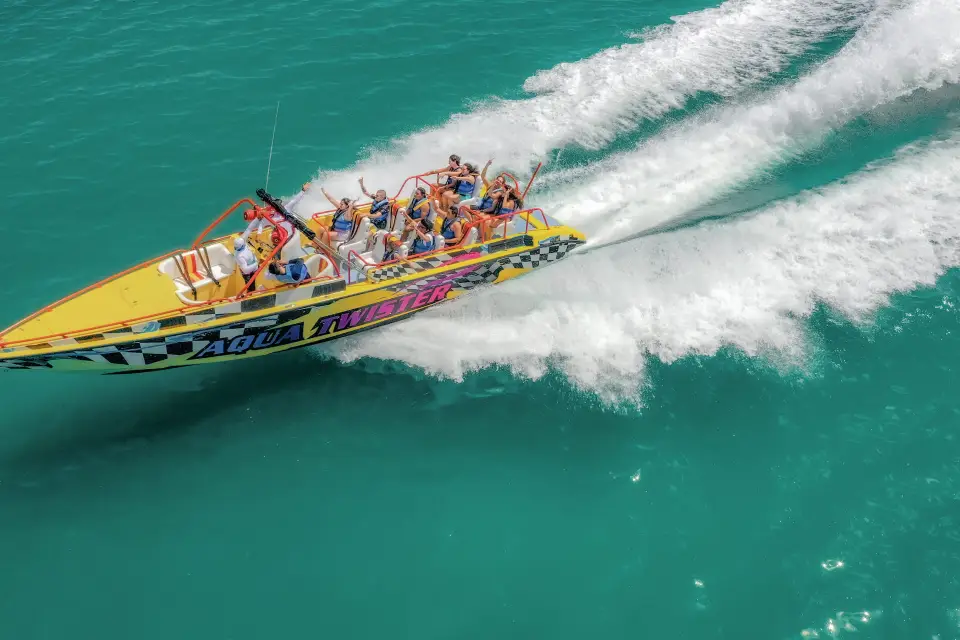 Experiencia Jet Boat en Cancún