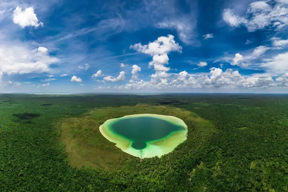 Excursión a la laguna de Kaan Luum + Cenotes Mariposa y Chen-Ha