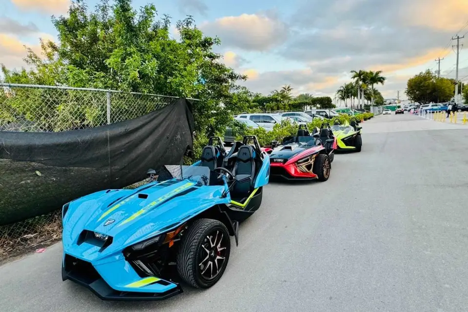 Alquiler de Slingshot Polaris