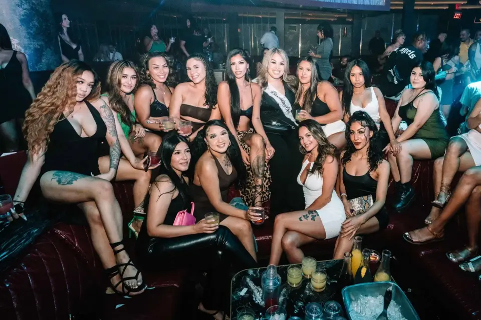 Miami: Autobús de fiesta Hip Hop, barra libre y visita a discotecas