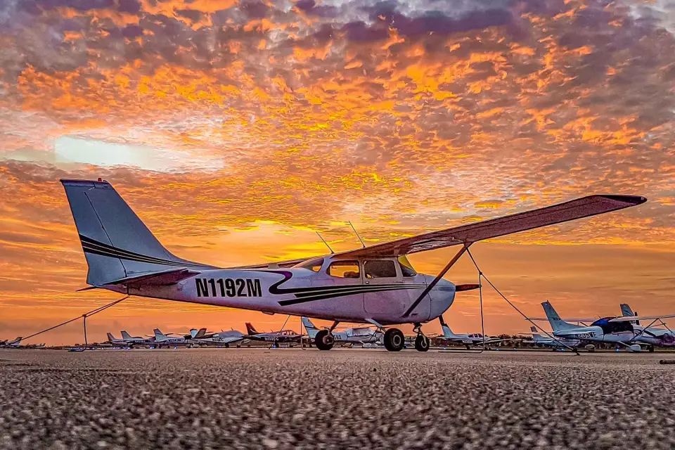 Miami Beach: Vuelo romántico privado al atardecer con champán