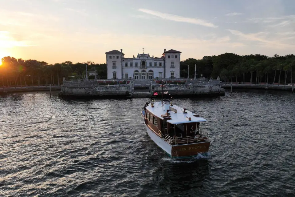 Miami: Crucero Vizcaya al Atardecer Incluye Comida y Bebida