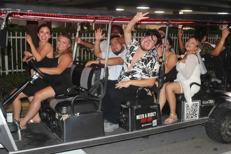 Explora South Beach, Miami : Ultimate Golf Cart Party Tour