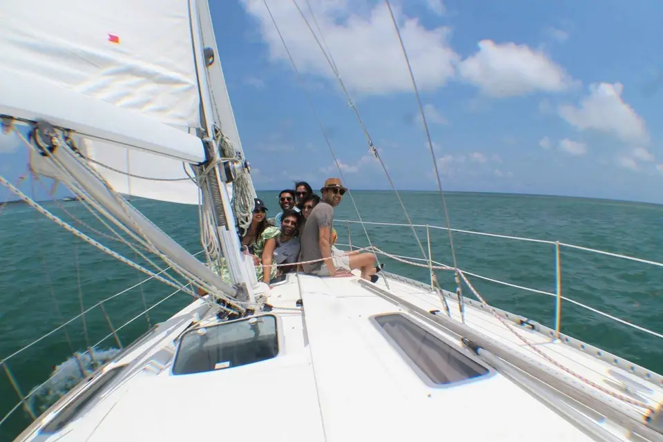 Grupo Privado 8 horas Vela + Paddleboard + Snorkel