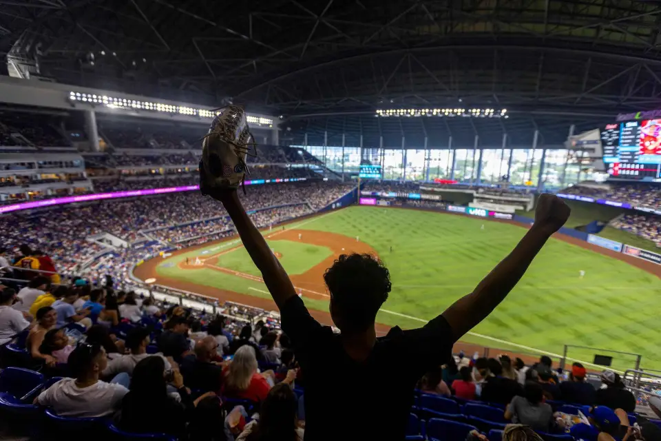 Miami Marlins: Ticket de entrada para el partido de béisbol en el LoanDepot Park