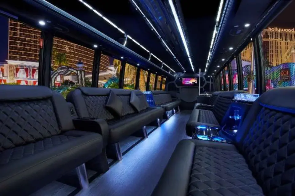 Miami: Party Bus - Tour VIP de 5 horas por la vida nocturna