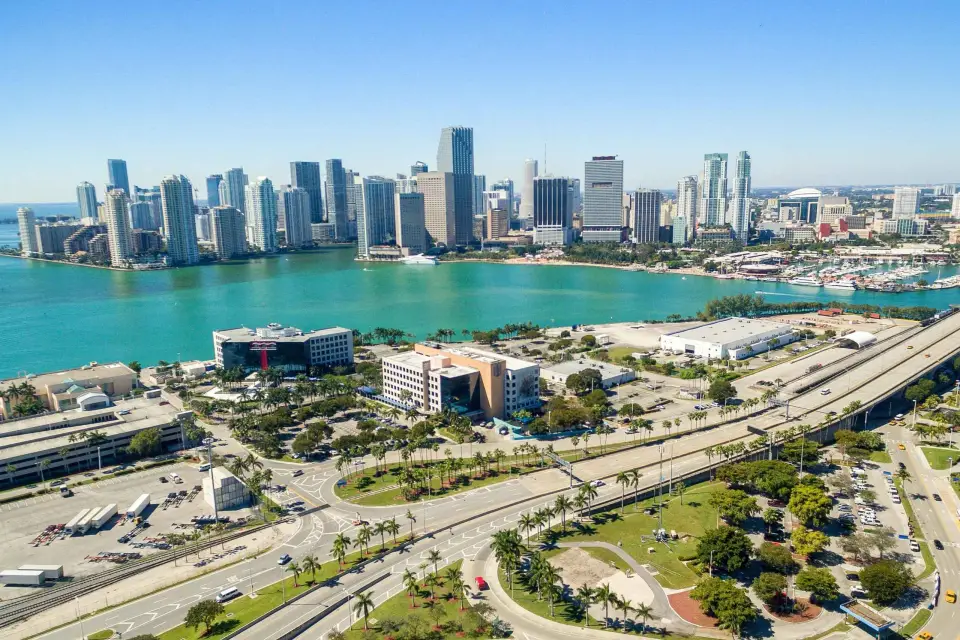 Recorrido por los 10 lugares más destacados de South Beach - Lincoln Road y Española