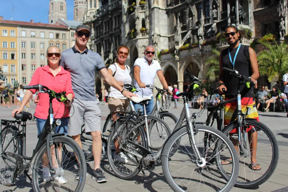 Munich en bicicleta: Tour de medio día con un guía local
