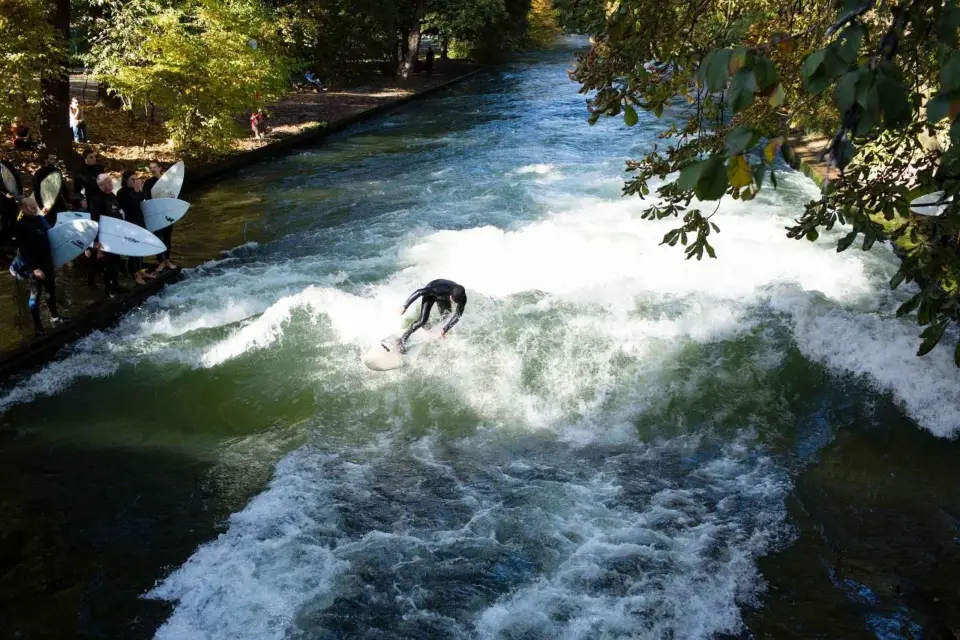 Múnich: Surf fluvial en Múnich-Surf todo lo que necesitas saber