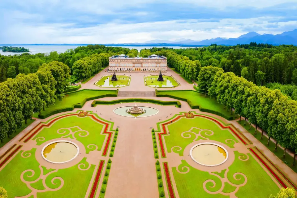 Tour privado de Múnich a Herrenchiemsee y Salzburgo
