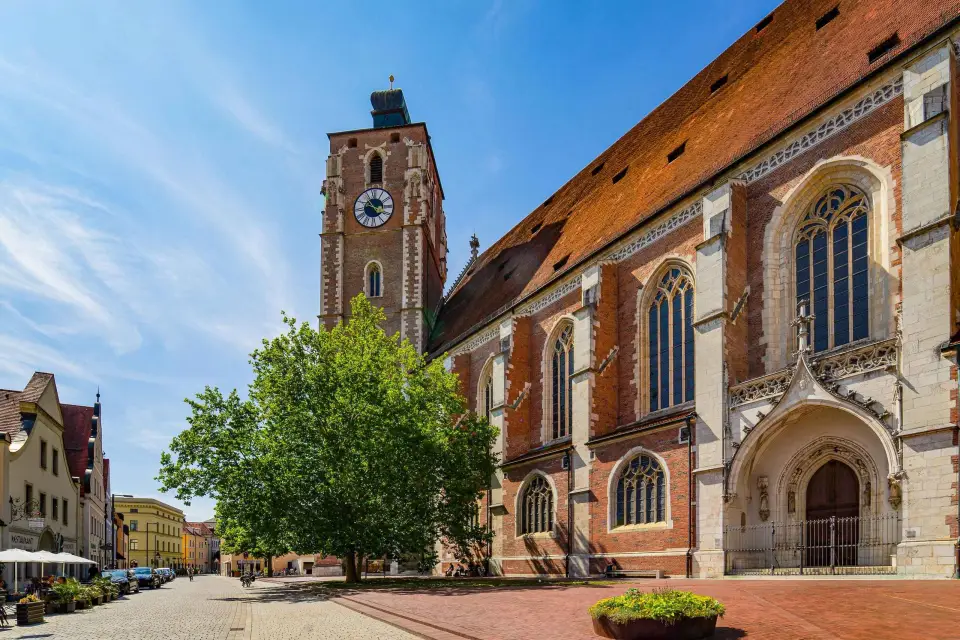 Tour privado: De Múnich a Ingolstadt + Museo Audi y Dachau