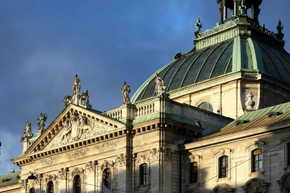 Visita al Justizpalast de Múnich: Justicia del Tercer Reich y Rosa Blanca