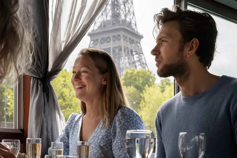 París: almuerzo de 3 platos en un crucero por el Sena