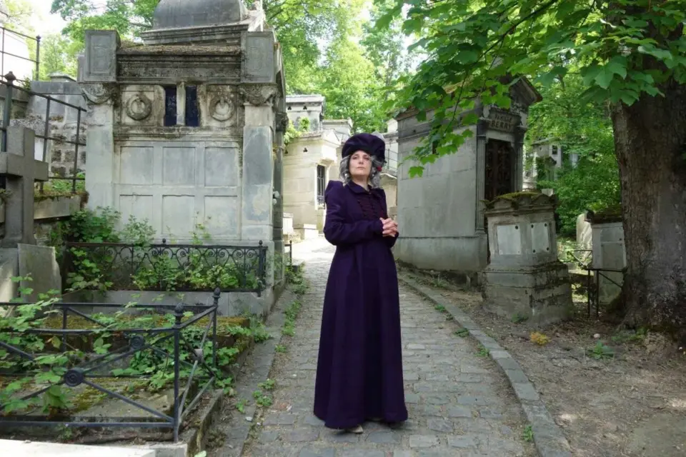 El Cementerio del Père Lachaise guiado por la Gran Sibila