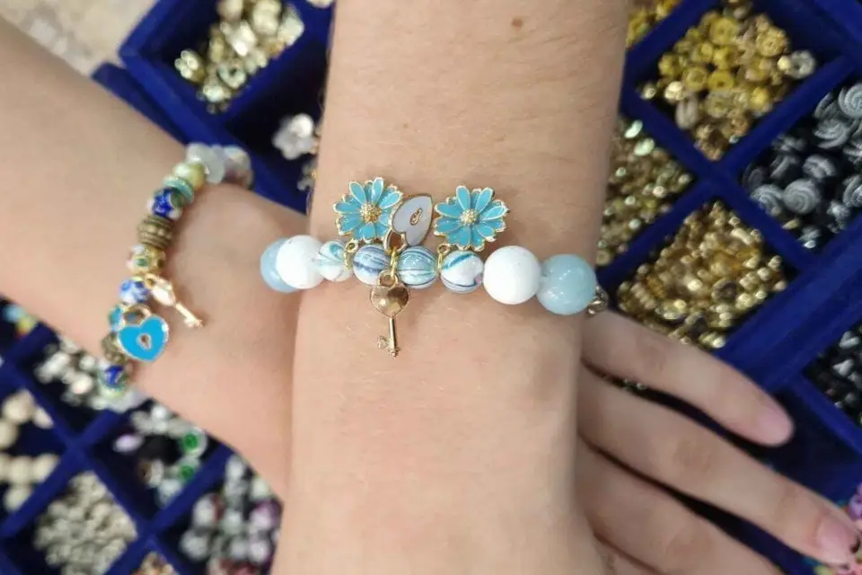 ❤️ Crea tu propia pulsera de recuerdo de París