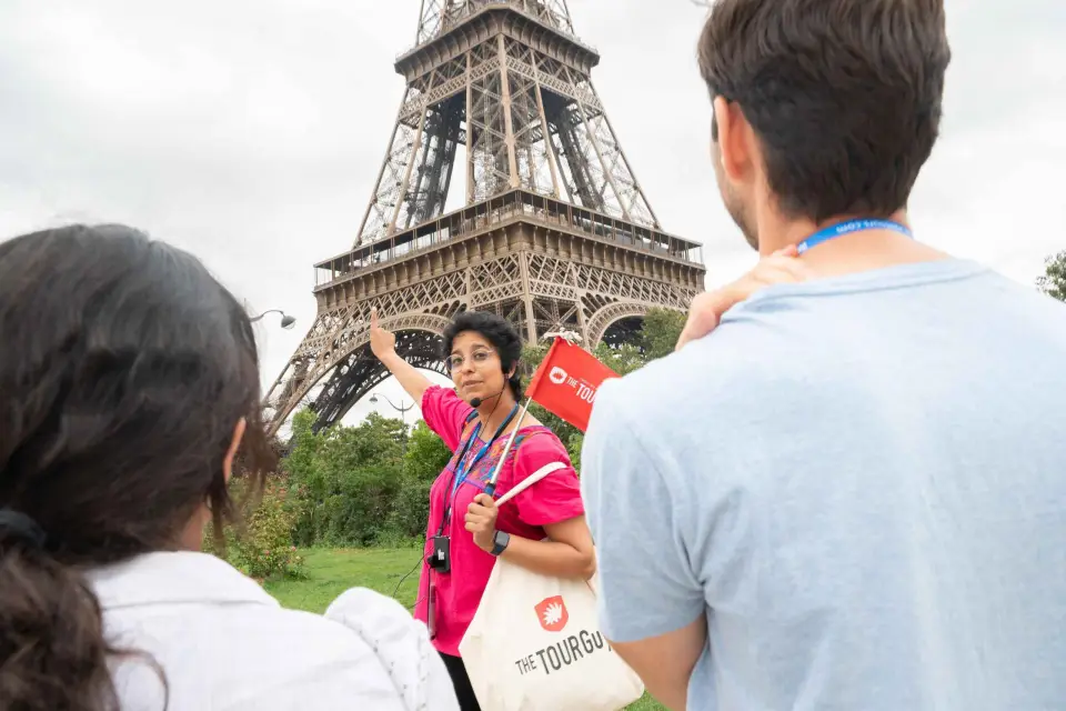 París: Cumbre de la Torre Eiffel o acceso a la 2ª planta en ascensor