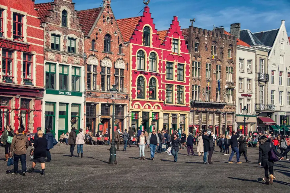 Desde París: Excursión de un día con guía a Bruselas y Brujas