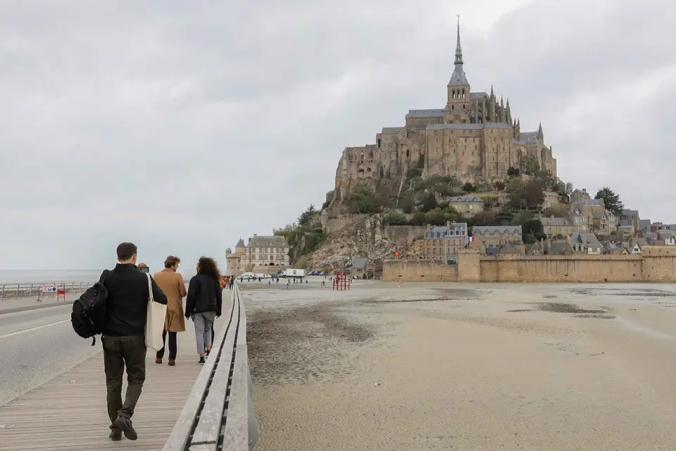 Desde París: Excursión al Monte Saint-Michel con servicio de recogida del hotel