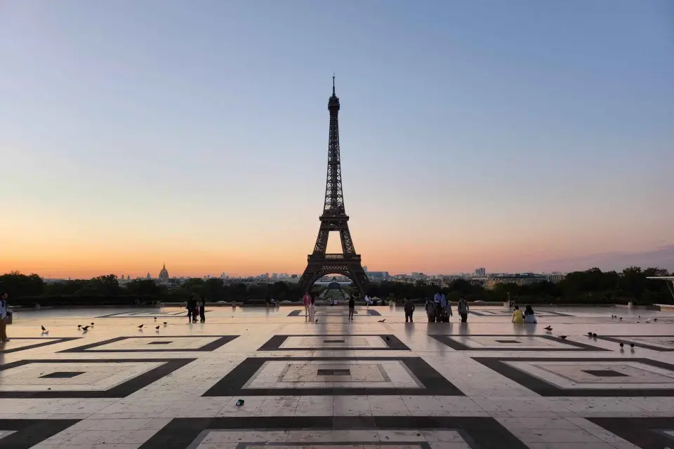 París sin gente - Paseo en bici al amanecer