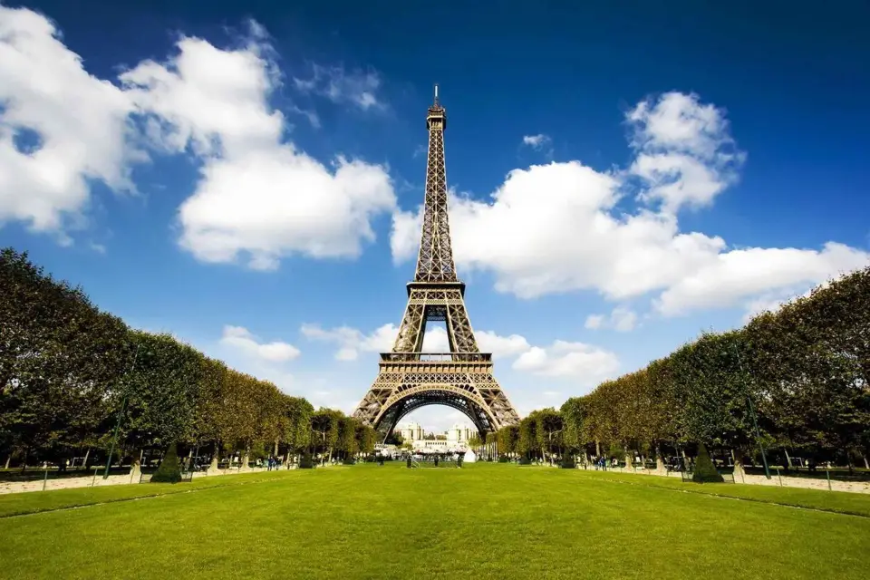 Desde Londres: Excursión de un día a París con almuerzo en la Torre Eiffel