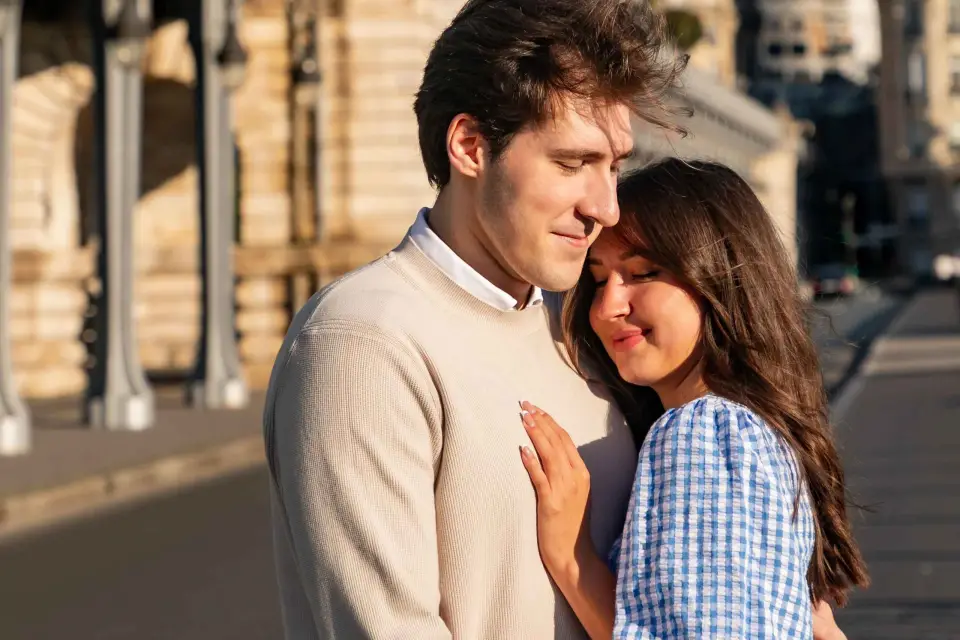 París: Sesión de fotos privada con un fotógrafo de bodas