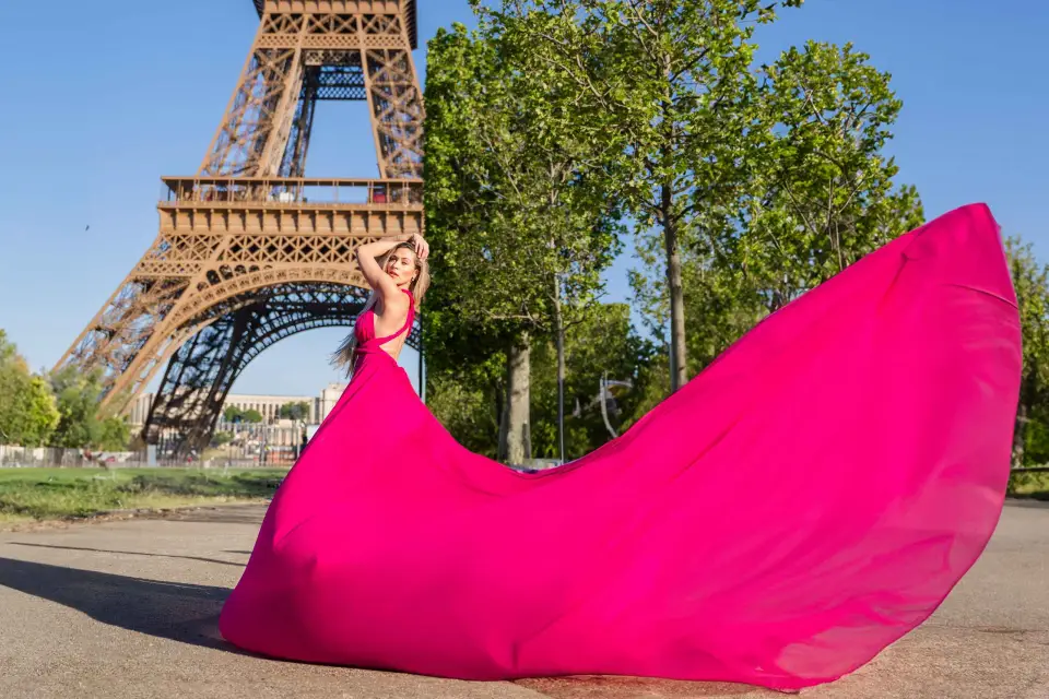 París: Sesión de fotos privada con vestido de vuelo @jonadress