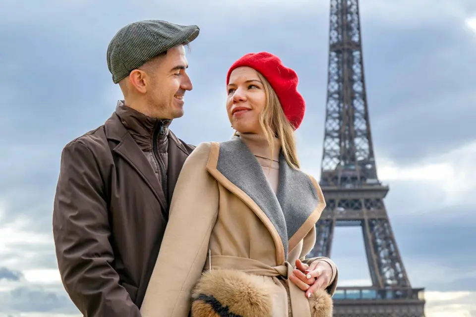 París: Sesión de fotos alrededor de la Torre Eiffel con 55 fotos editadas