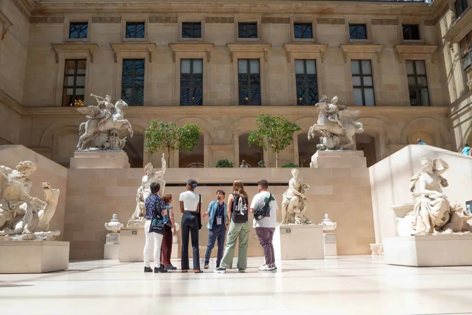 París: tour guiado de 2 horas por el Museo del Louvre