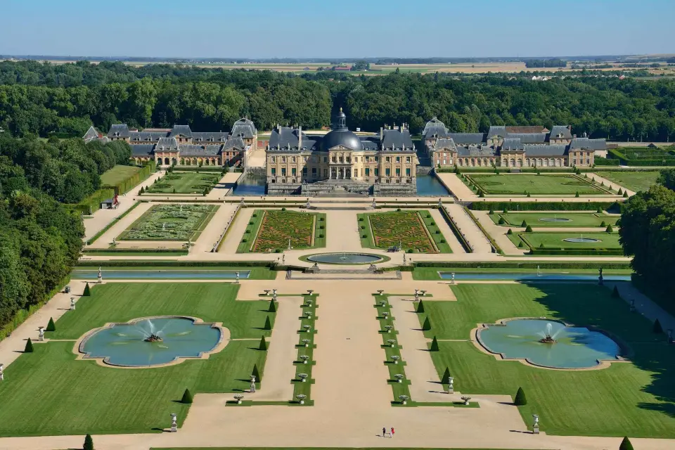 Vaux le Vicomte Chateau Ticket de acceso y traslado en Chateaubus