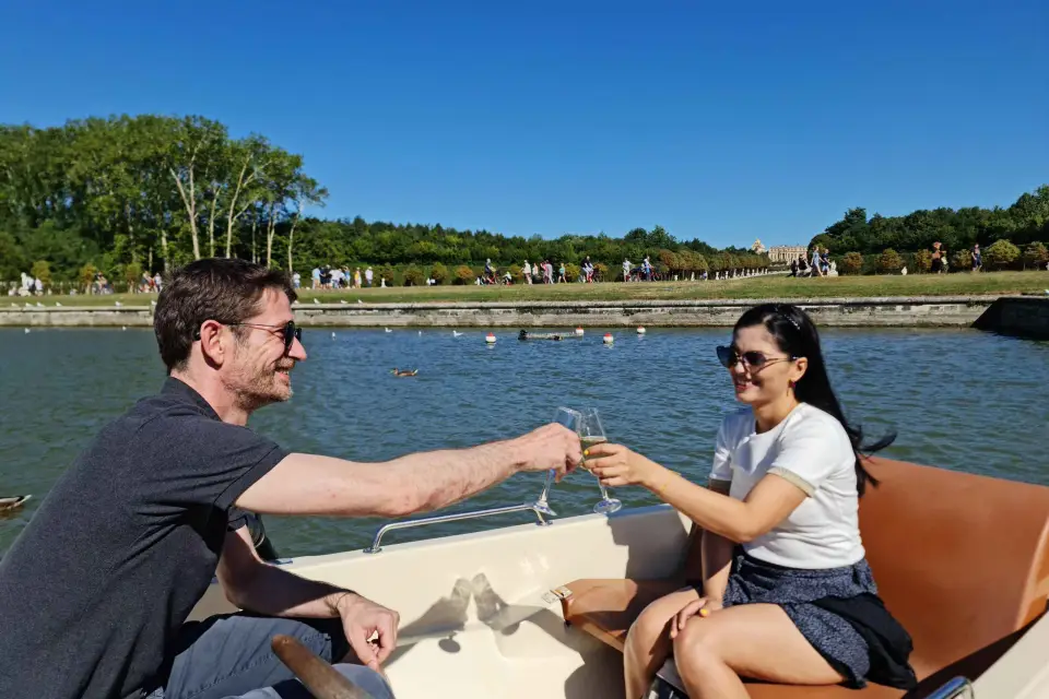 Versalles: Tour en carro de golf por los jardines, barco de remos, entradas al palacio