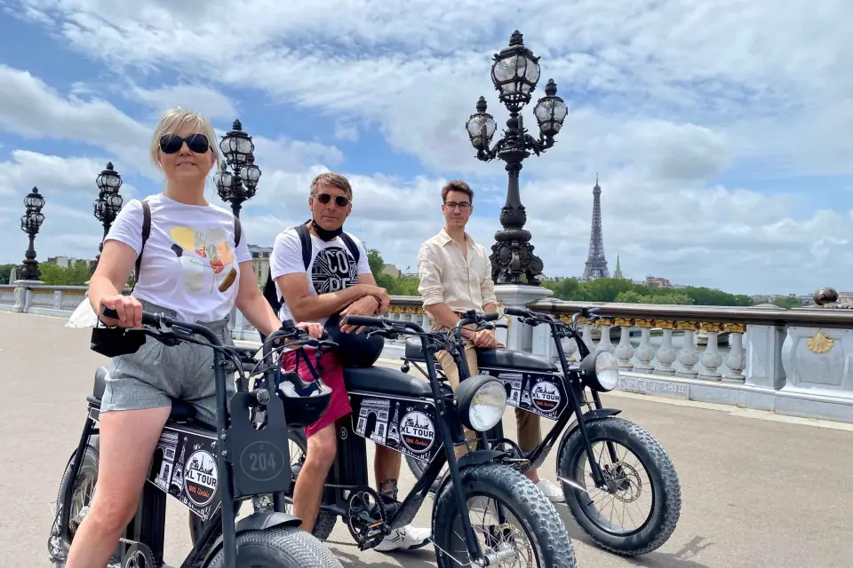 París: Visita guiada de la ciudad en bicicleta eléctrica