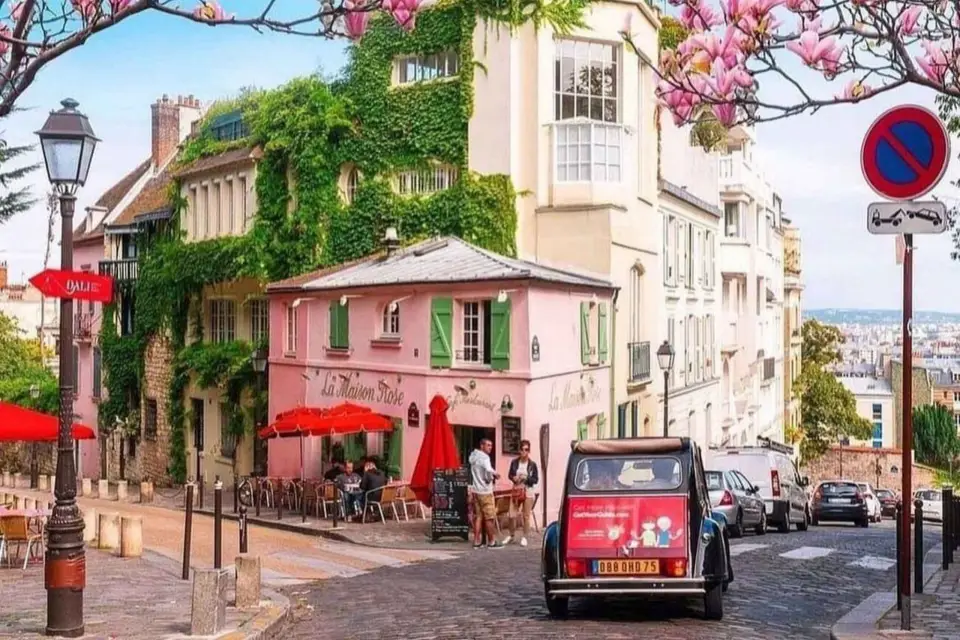 París: Visita guiada a pie por la colina de Montmartre y el Sacré-Cœur