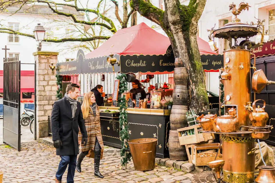 París: Visita guiada a pie por Montmartre: Queso, Vino y Pastelería