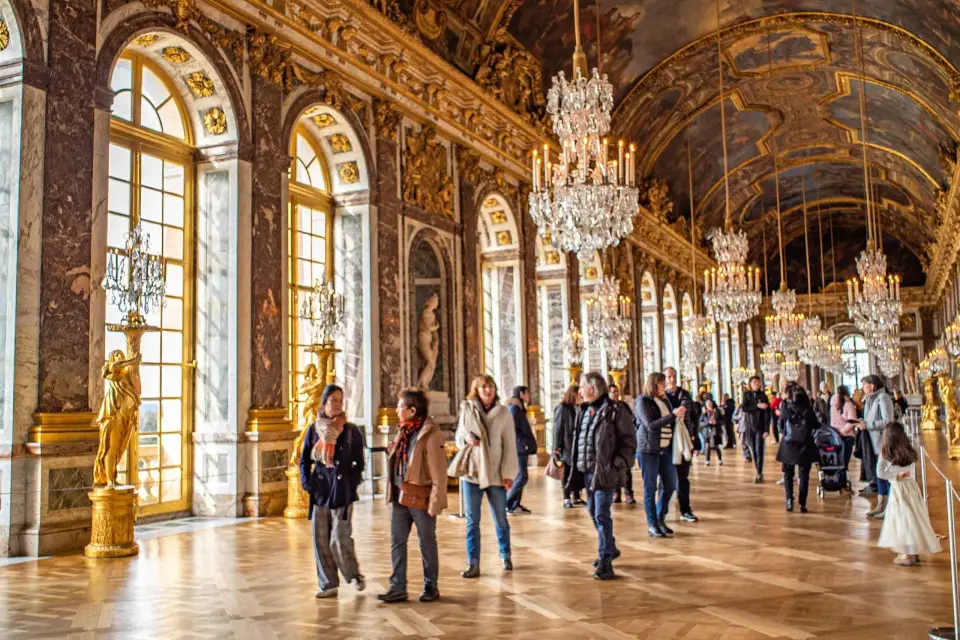 Desde París: Visita guiada privada al Palacio y Jardines de Versalles