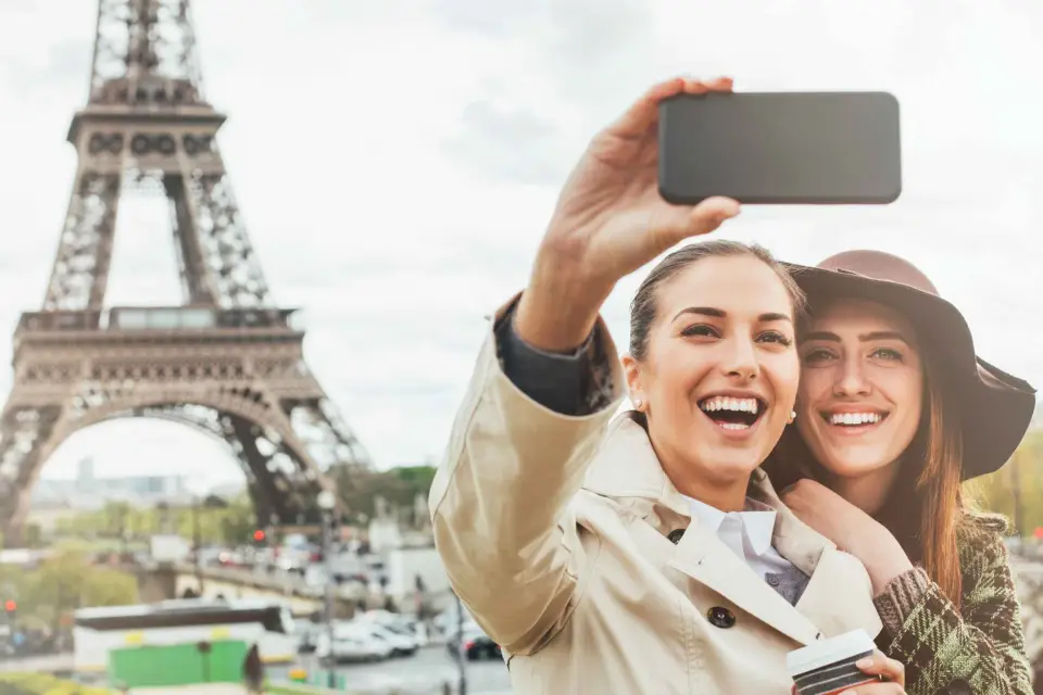 París: Visita guiada por la Torre Eiffel, crucero por el Sena y tour de la ciudad