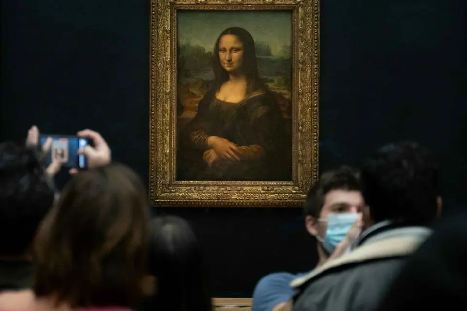 París: Visita al Museo del Louvre con la Mona Lisa EN/NL/DE