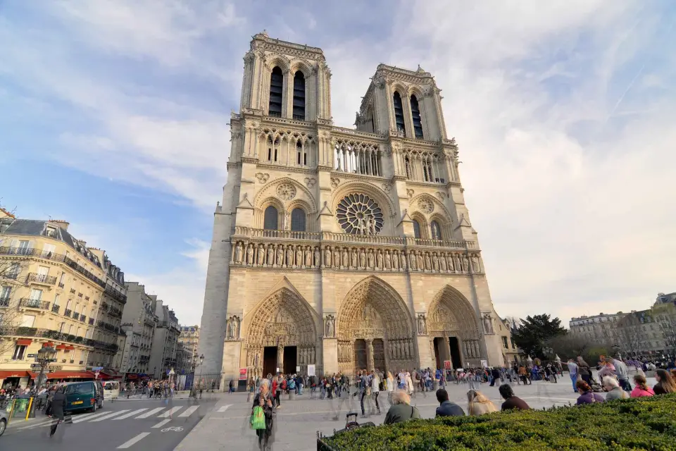 Visitas gastronómicas secretas Notre Dame - El corazón de París