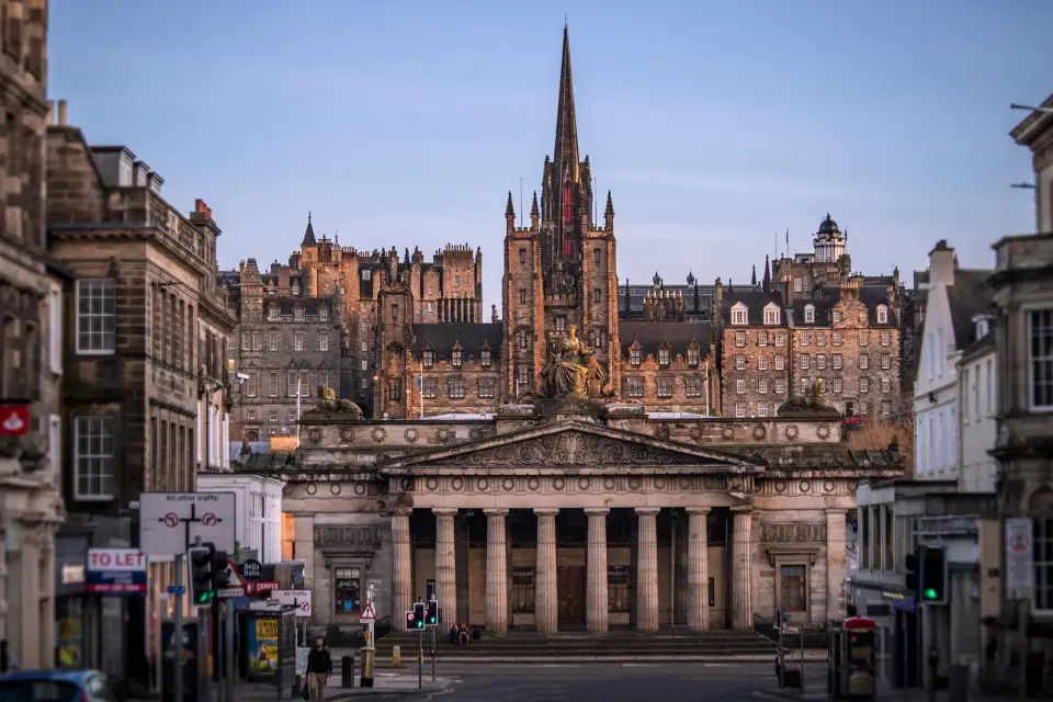 Tour de Edimburgo al completo con entradas