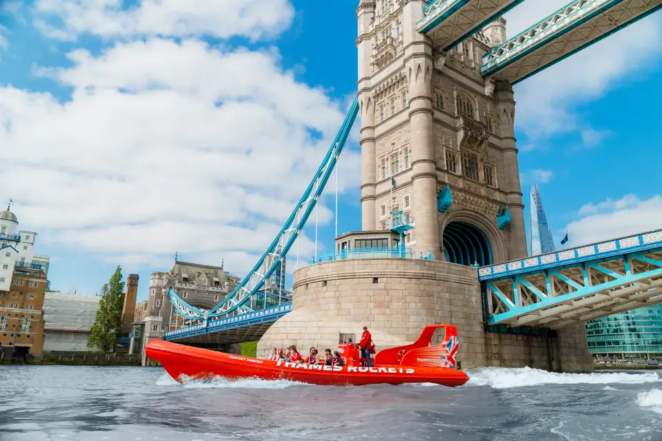 Thames Rockets Speedboat Experience