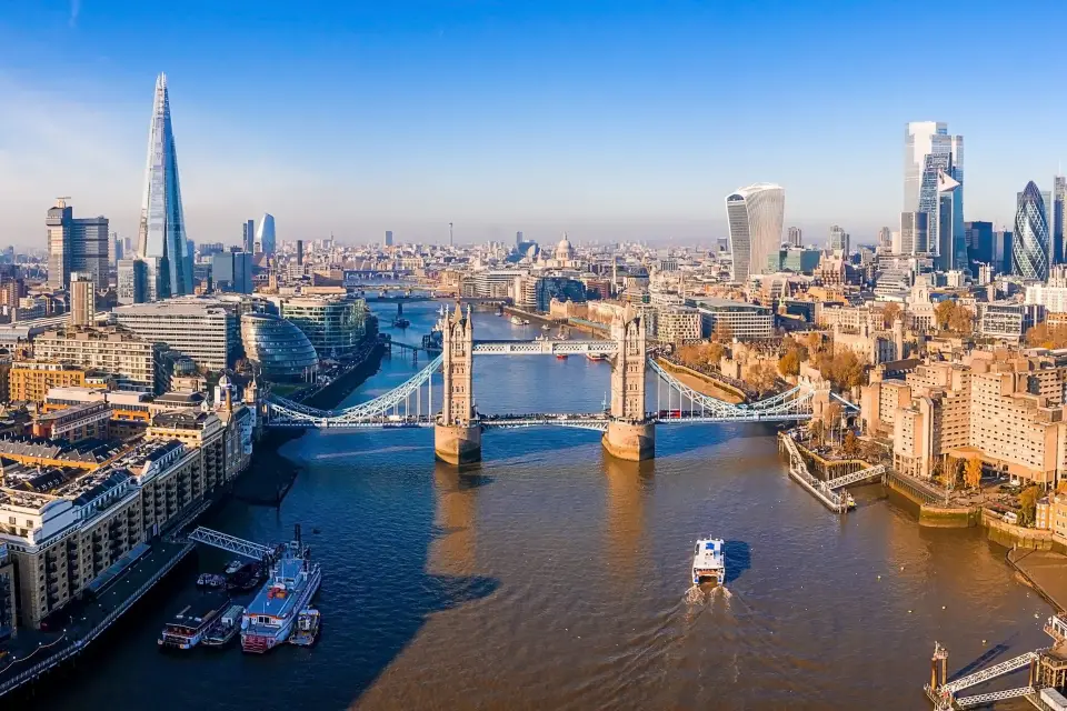 ¿Escala en Londres? Tour privado desde el aeropuerto