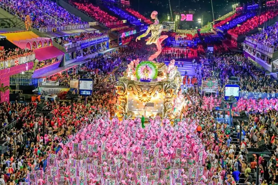 2025: Desfile del Carnaval de Río en Sapucaí con traslado